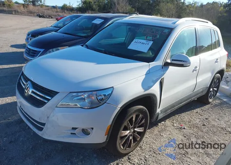 2010 Volkswagen Tiguan Se z USA, uszkodzony, nr VIN WVGAV7AX1AW001114